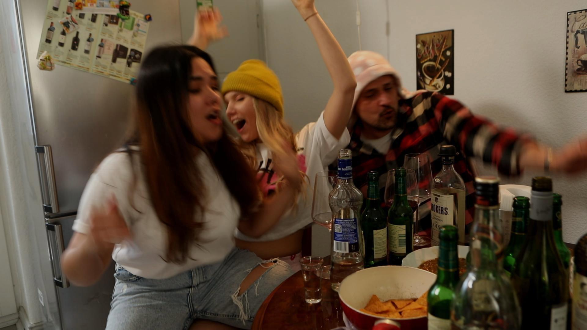 Foxys Plan 2026 movie scene