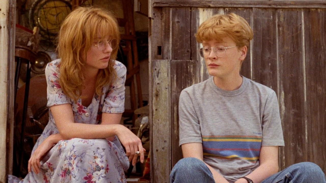 Life Is Sweet 1991 movie scene