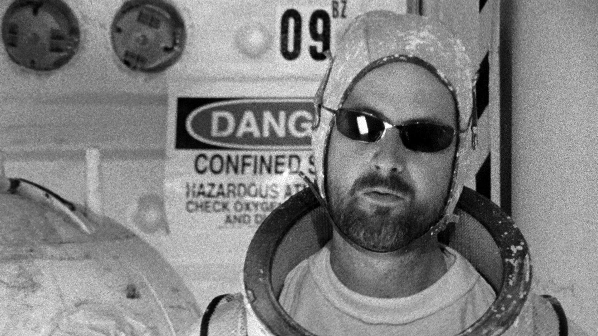 Christmas on Mars 2008 movie scene
