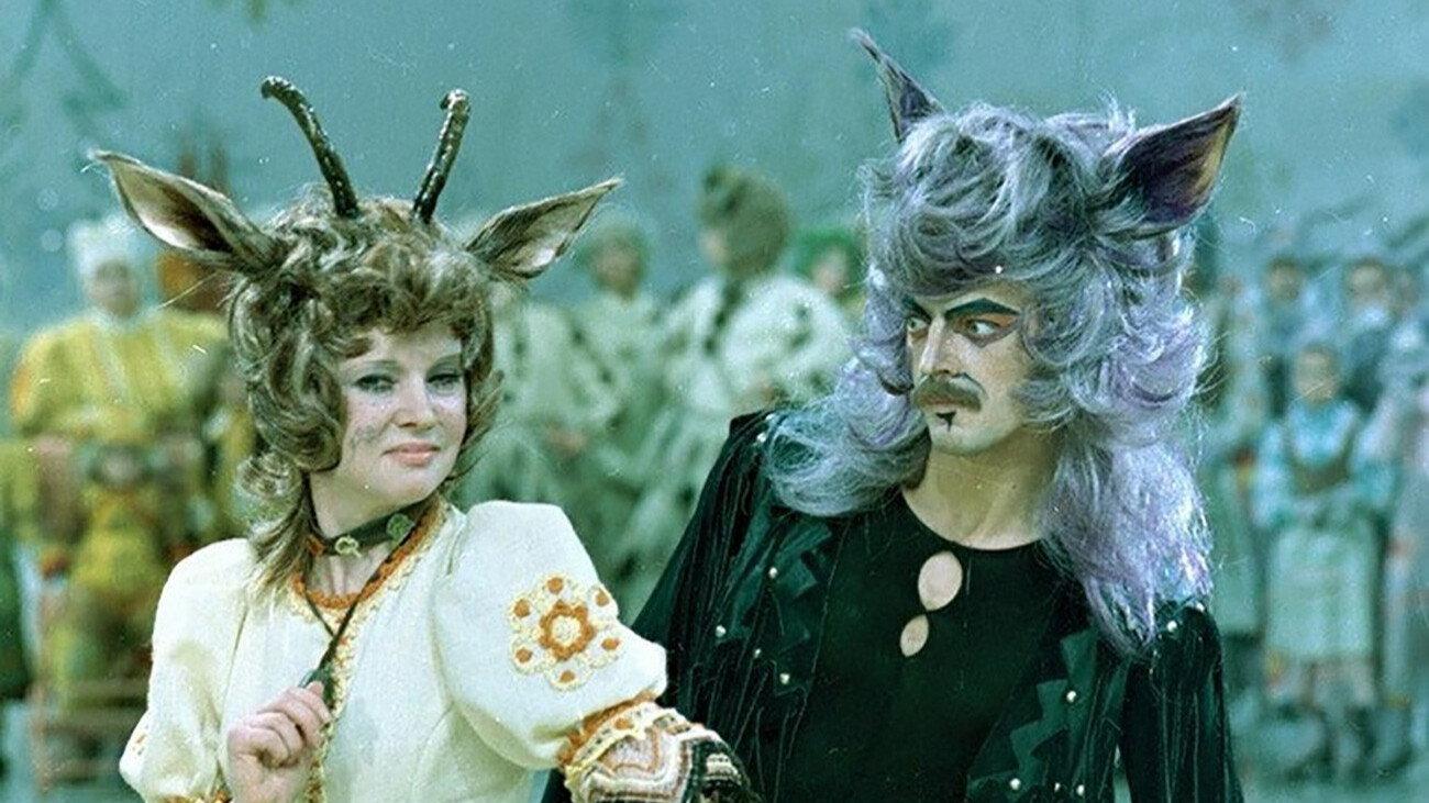 Mama 1977 movie scene