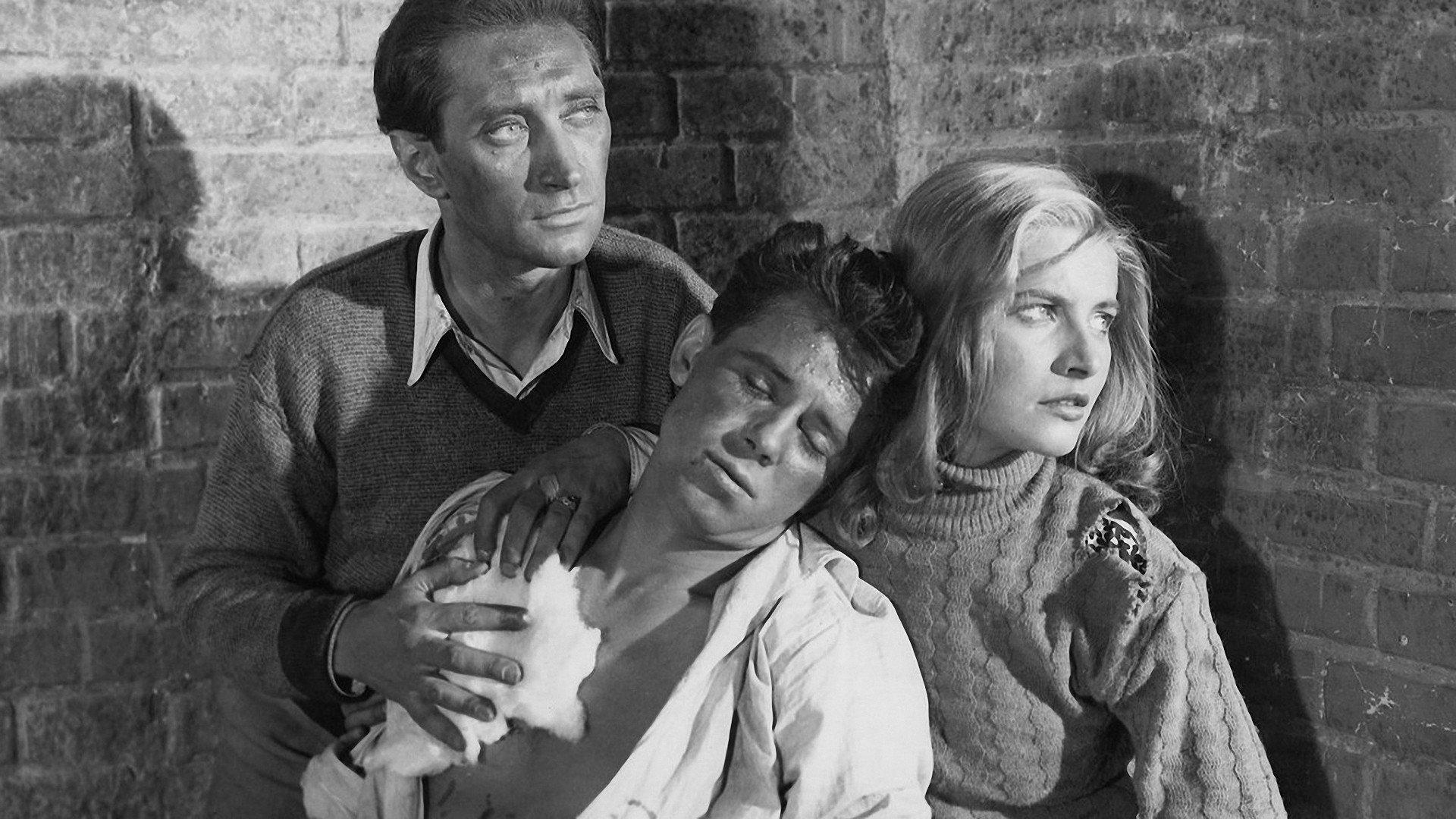 Kanal 1957 movie scene