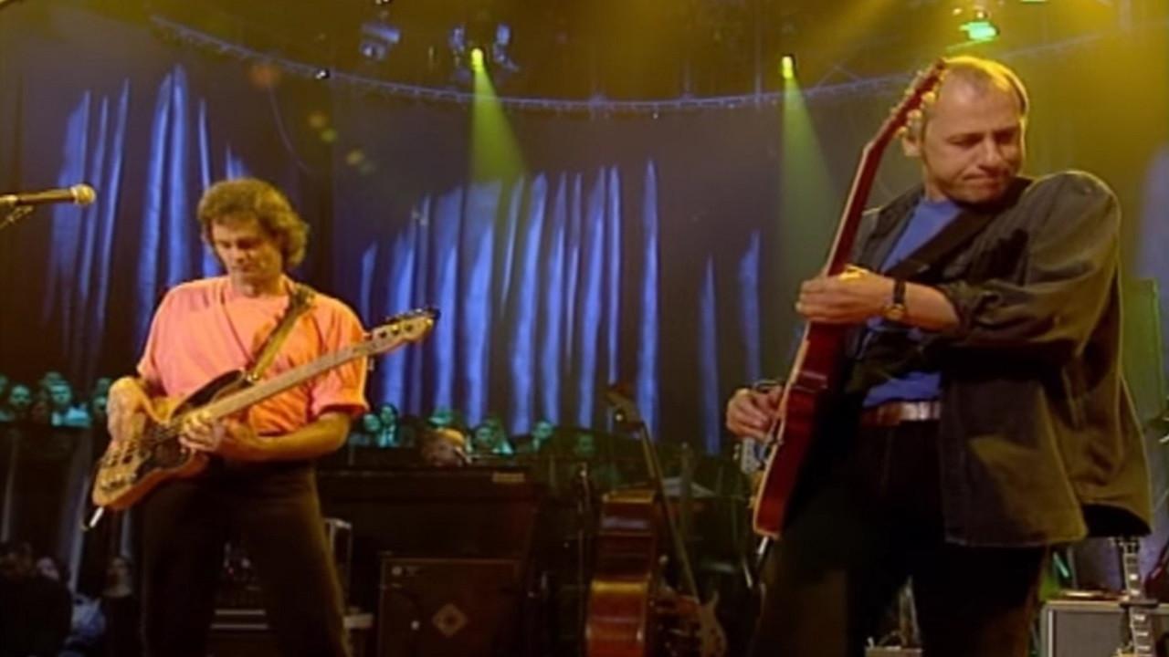 Mark Knopfler: A Night in London 1996 movie scene