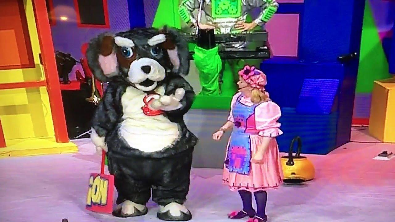 The Singing Kettle - Bonzo Singalong Adventures 2007 movie scene