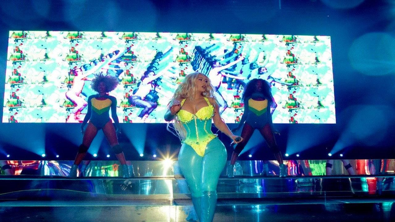 Iggy Azalea - The Town 2023 2023 movie scene