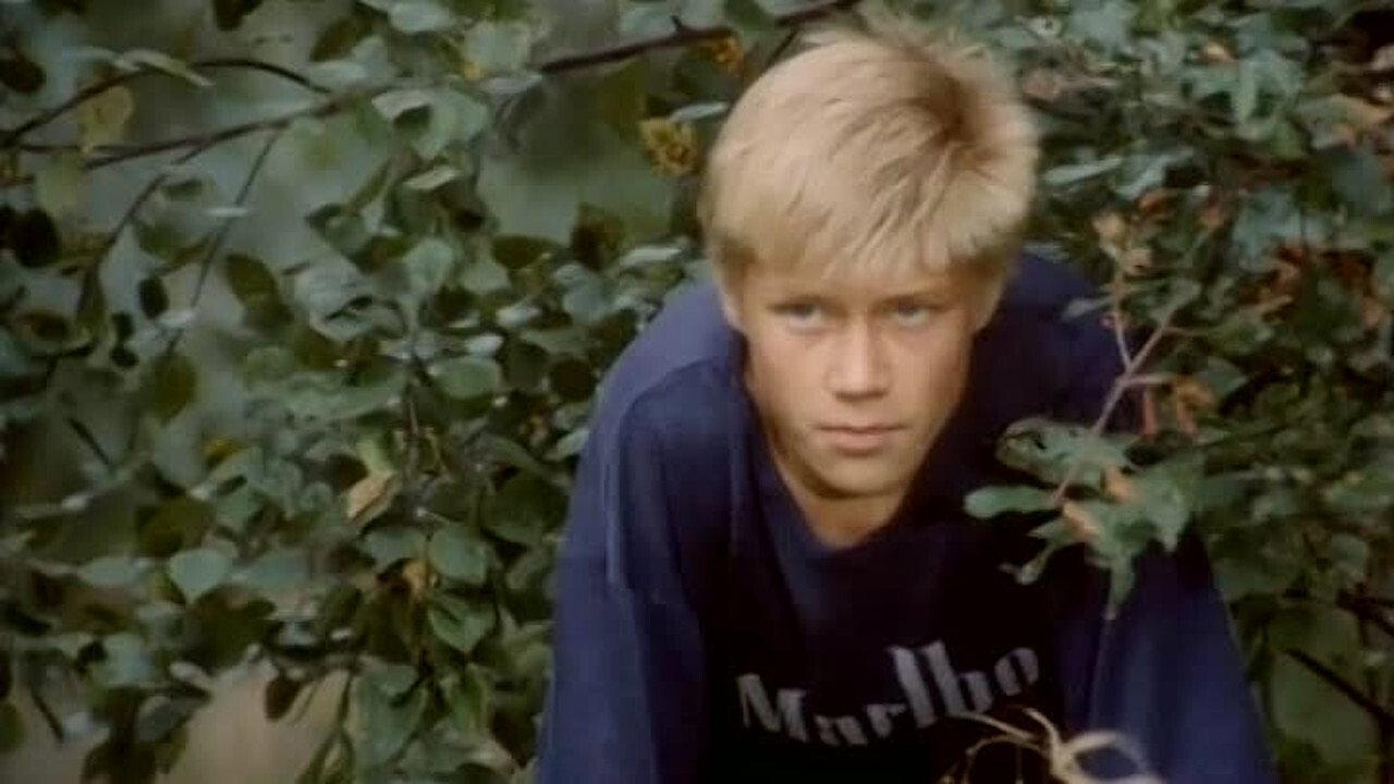 Painful Hold 1992 movie scene