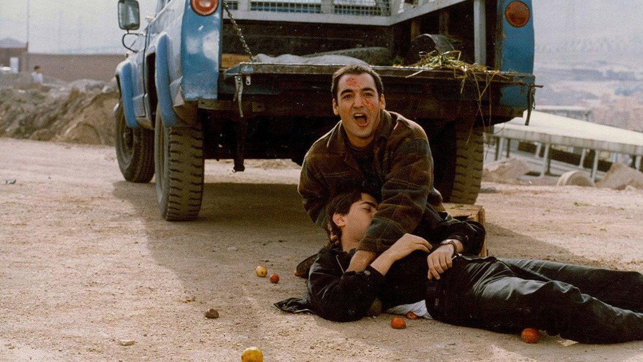 Mercedes 1998 movie scene