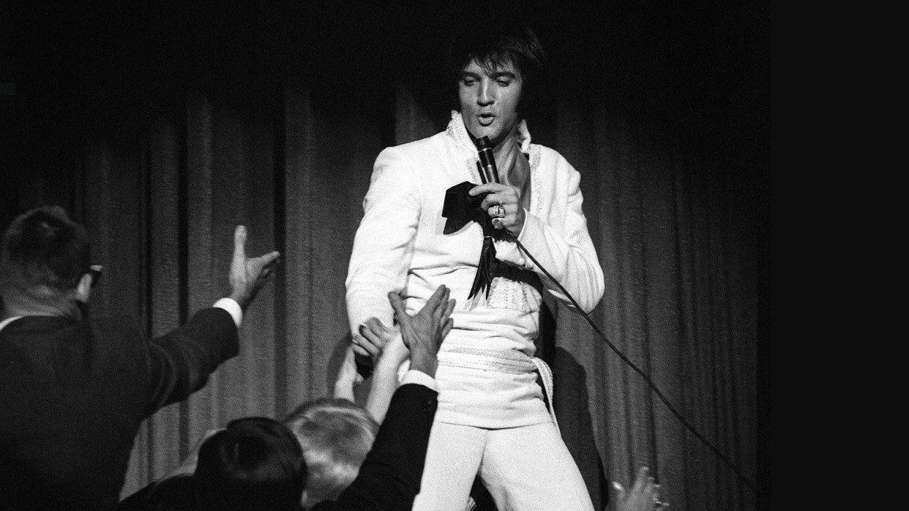 Elvis: The Ultimate Live Collection 2002 movie scene