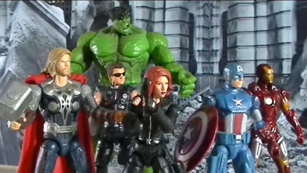Los Vengadores Chiflados 2014 movie scene