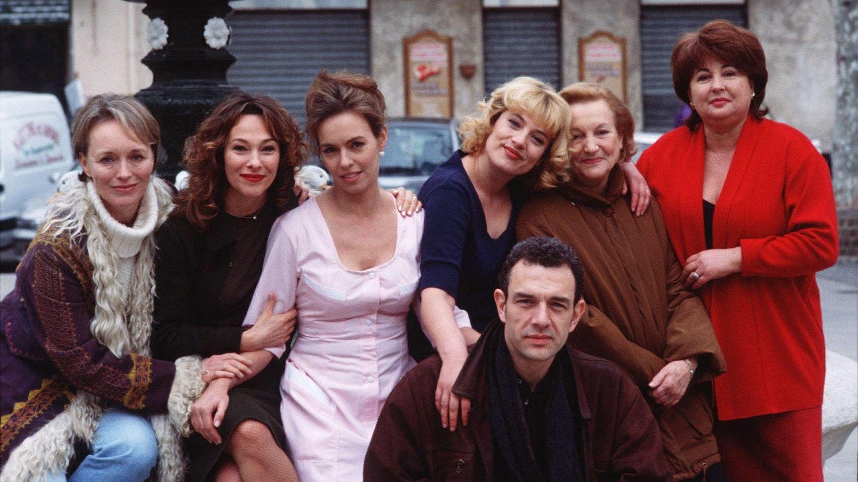 Les filles du calendrier 2002 movie scene