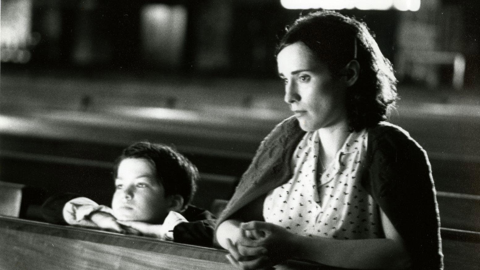 Les mots magiques 1998 movie scene