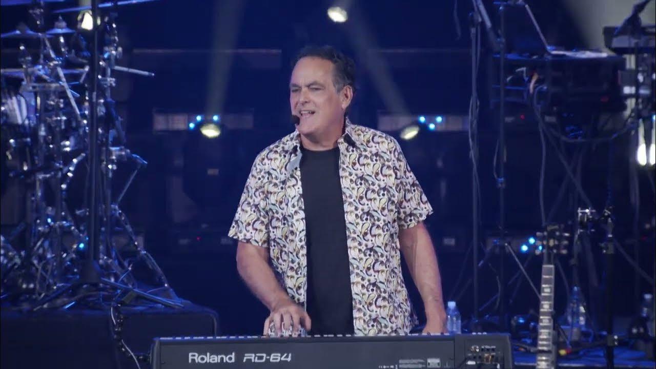 The Neal Morse Band: Morsefest 2021 2022 movie scene