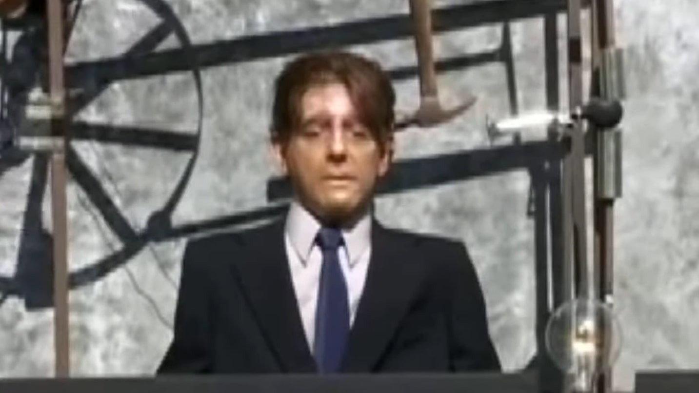 Head with Hammer 2001 movie scene