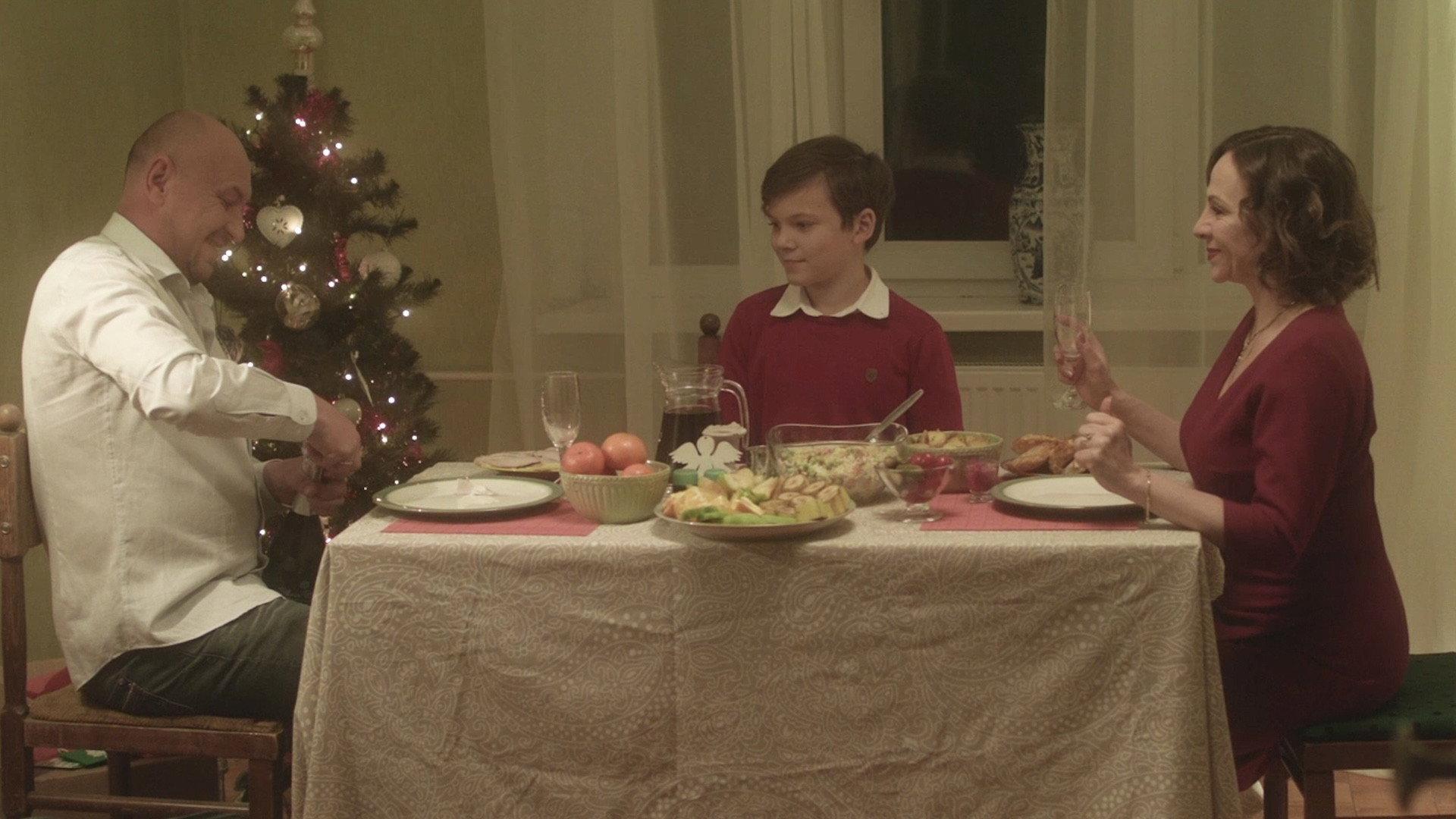 New Year with Family 2018 movie scene