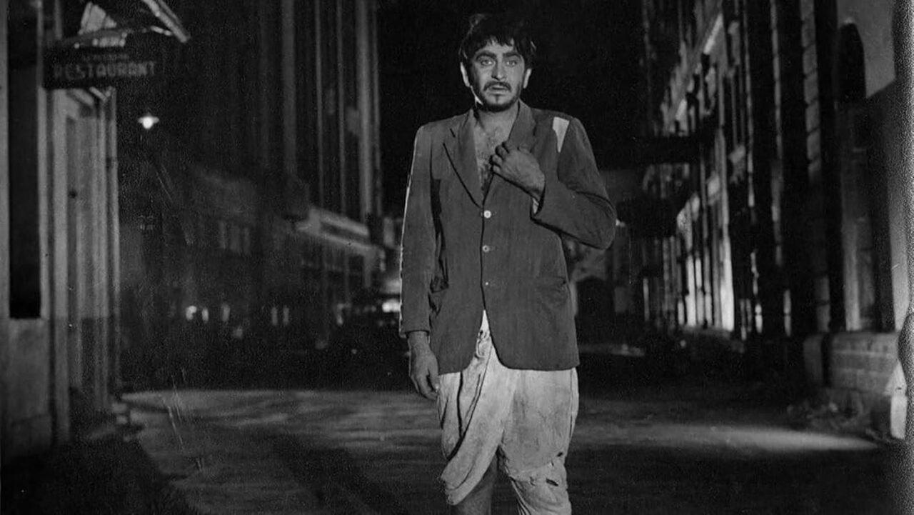 Jagte Raho 1956 movie scene