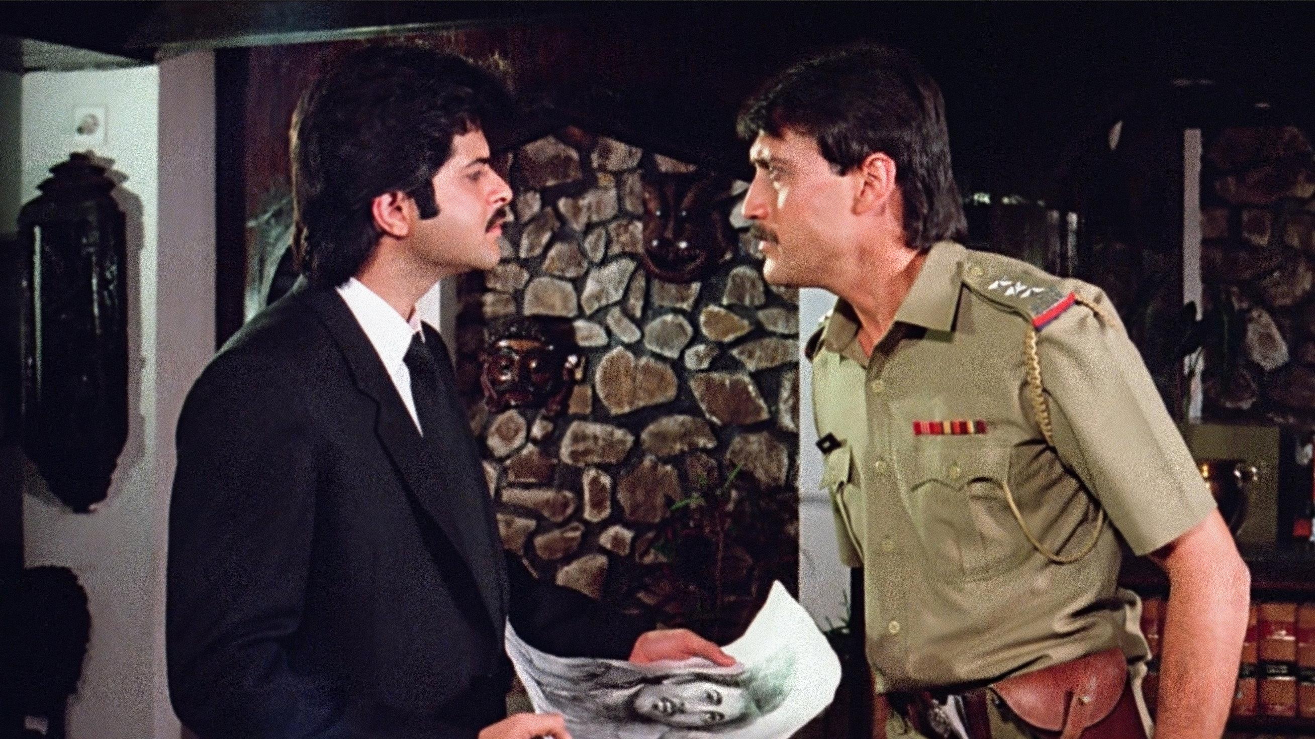 Yudh 1985 movie scene