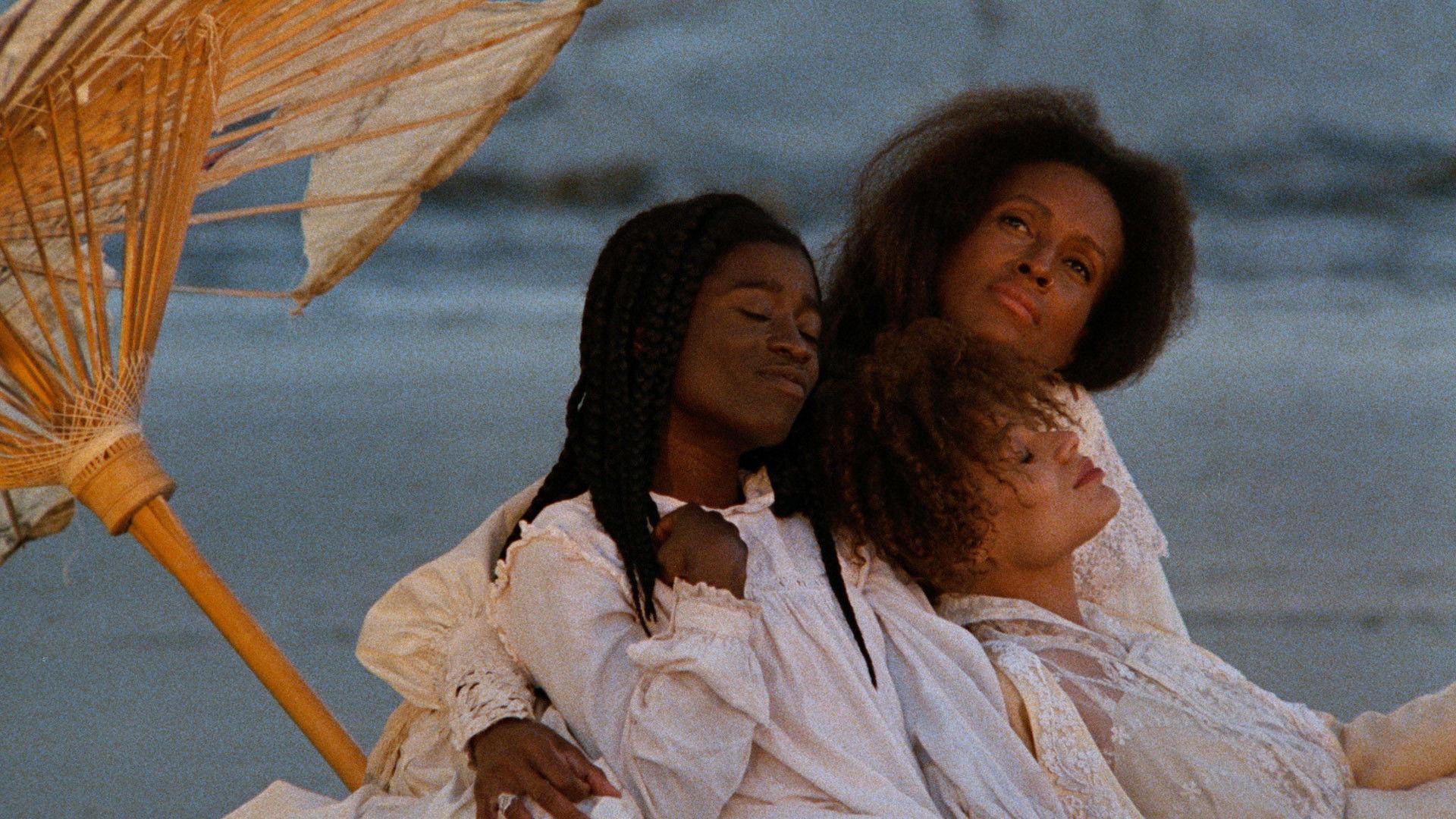 Daughters of the Dust 1991 movie scene
