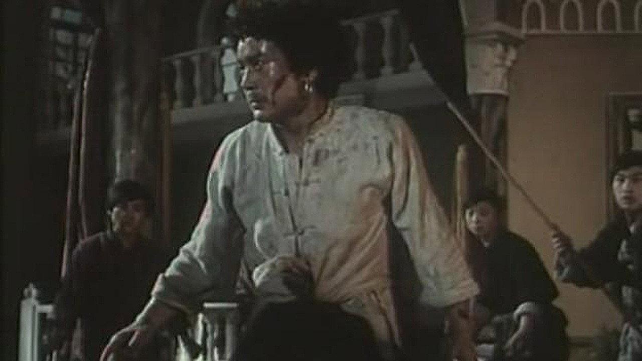 King of Darts 1986 movie scene