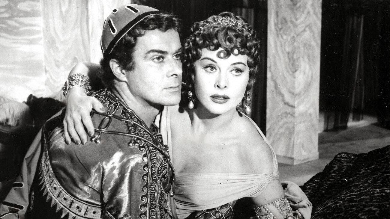 Loves of Three Queens 1954 movie scene