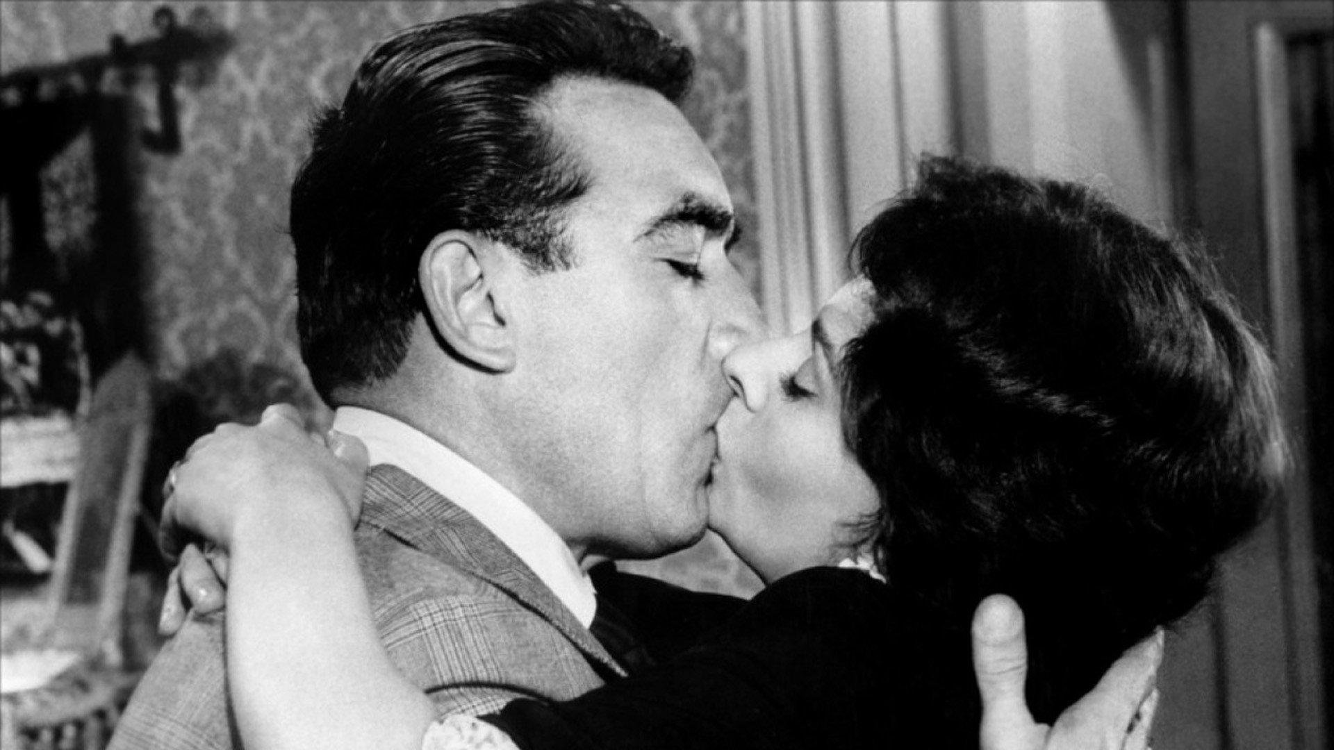 The Black Orchid 1959 movie scene
