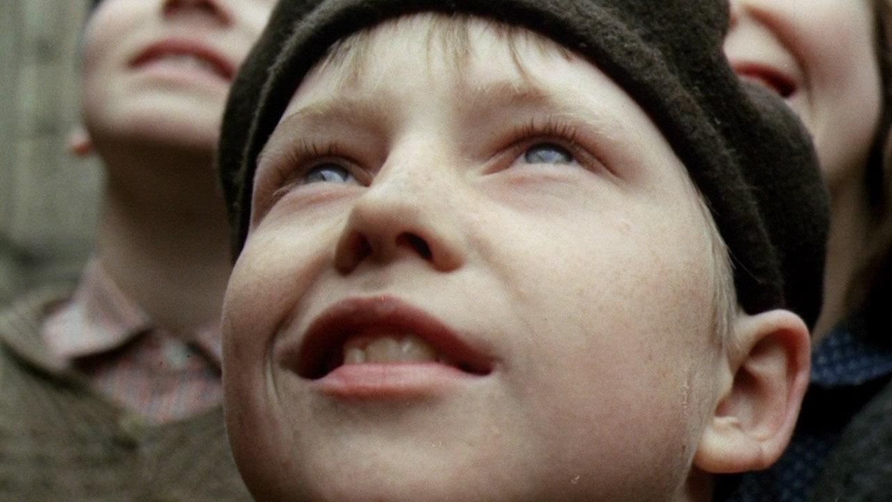 Love Between the Raindrops 1980 movie scene
