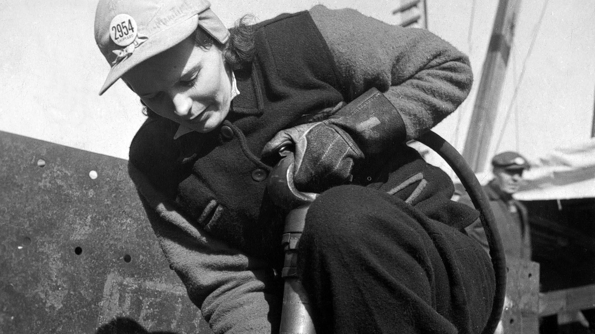 Women Are Warriors 1942 movie scene