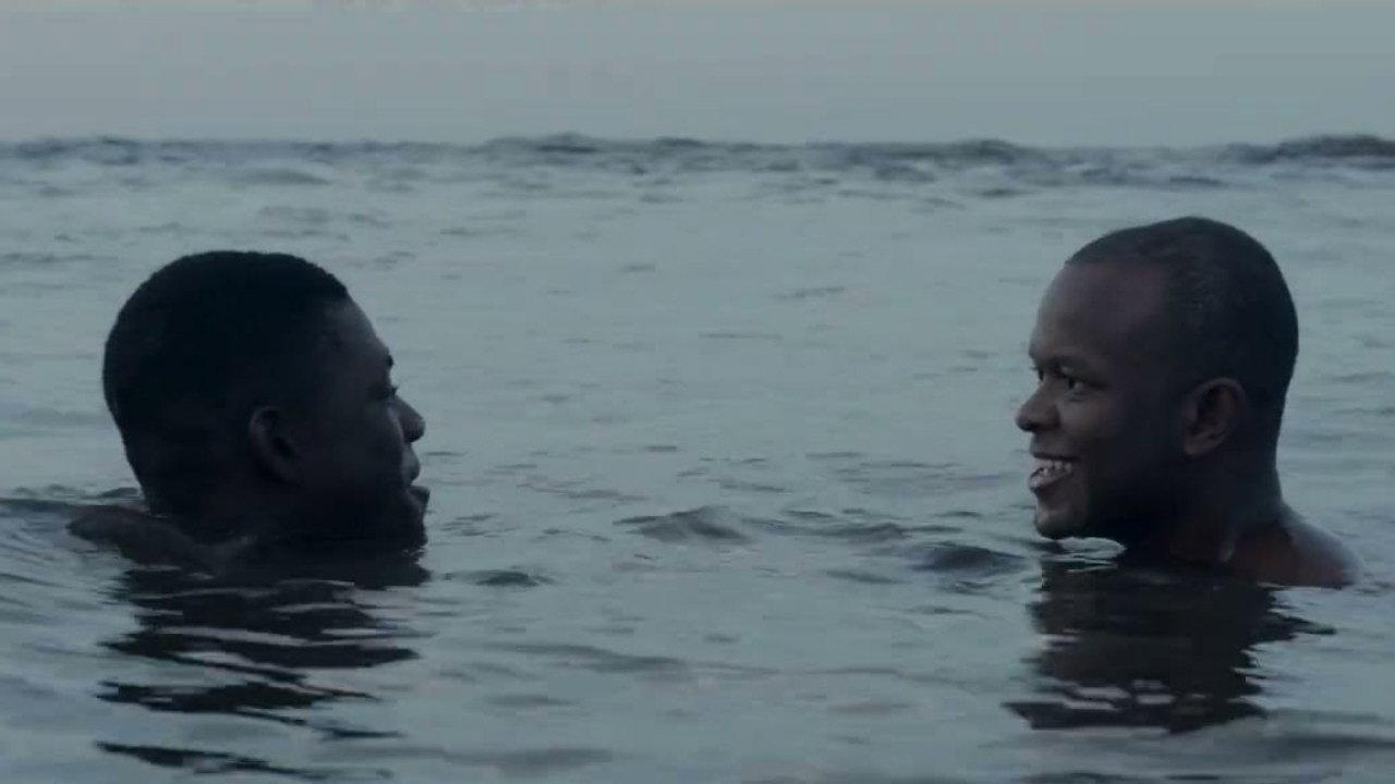 Eating Papaw on the Seashore 2022 movie scene