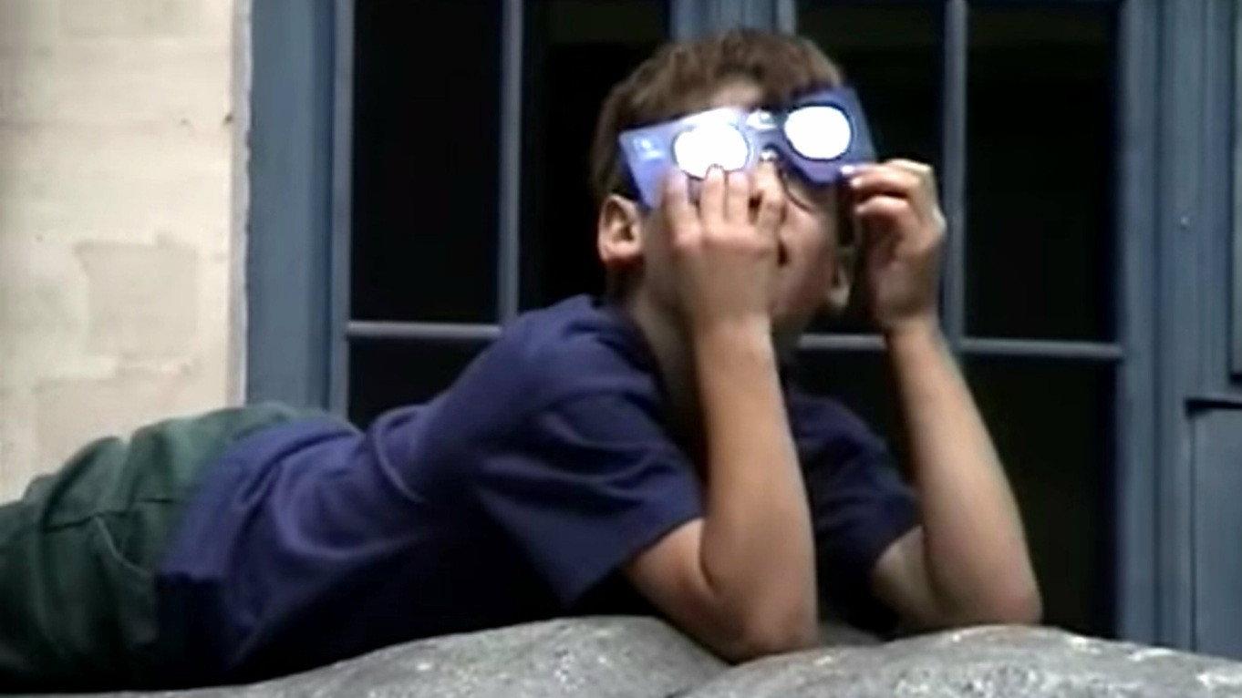 Eclipse 1999 movie scene