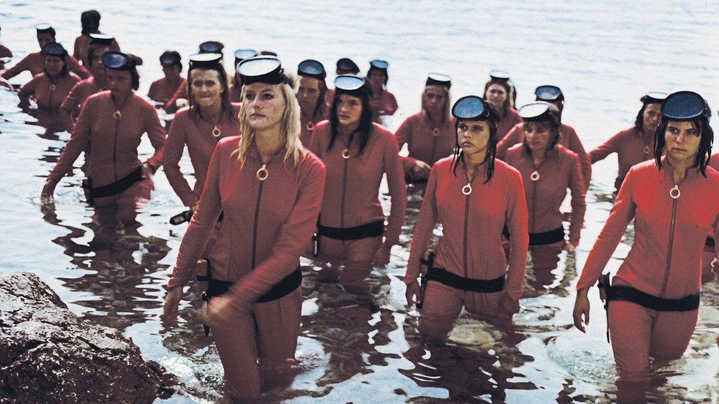The Sunny Whirlpool 1968 movie scene