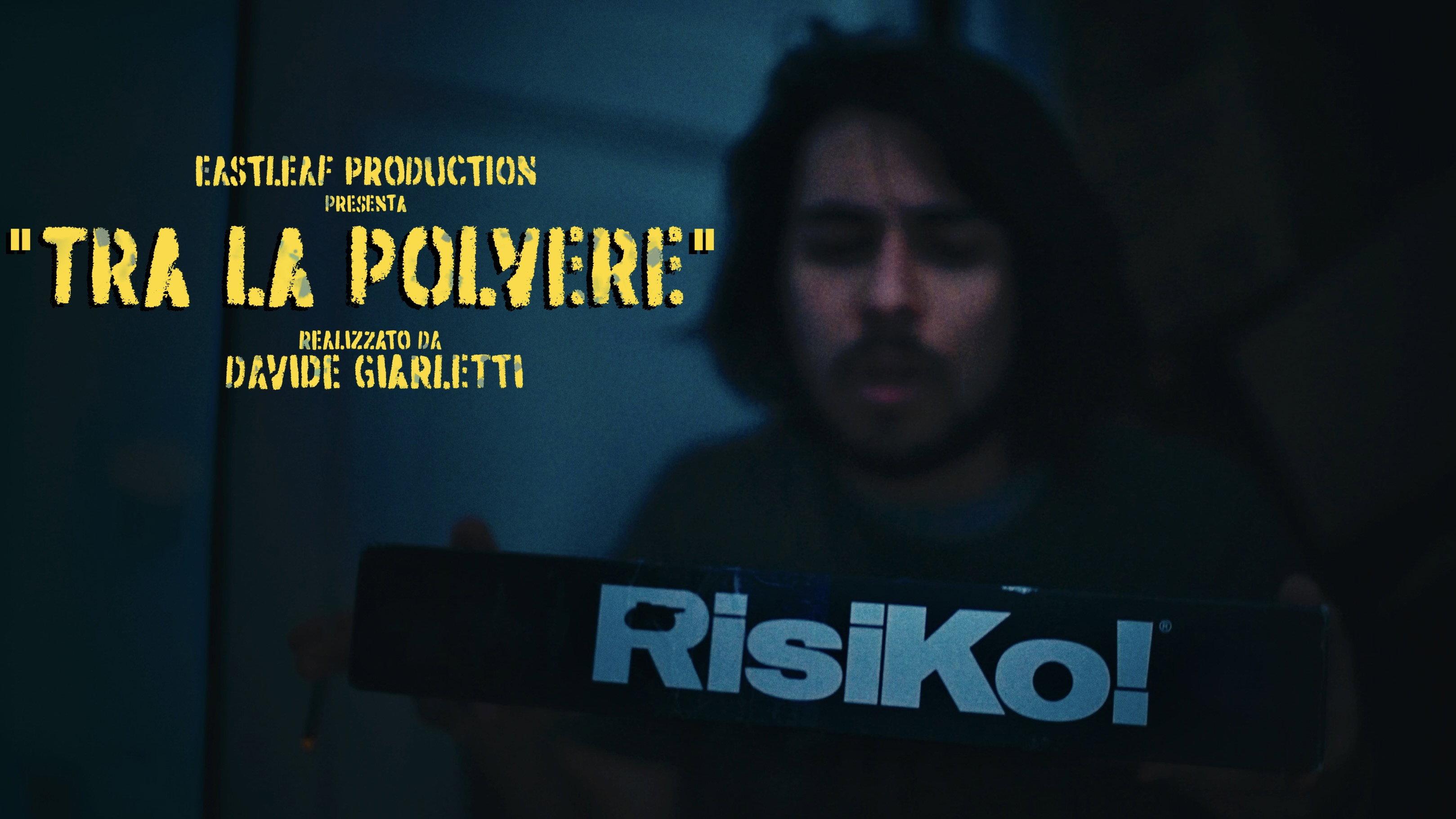 Tra La Polvere 2020 movie scene