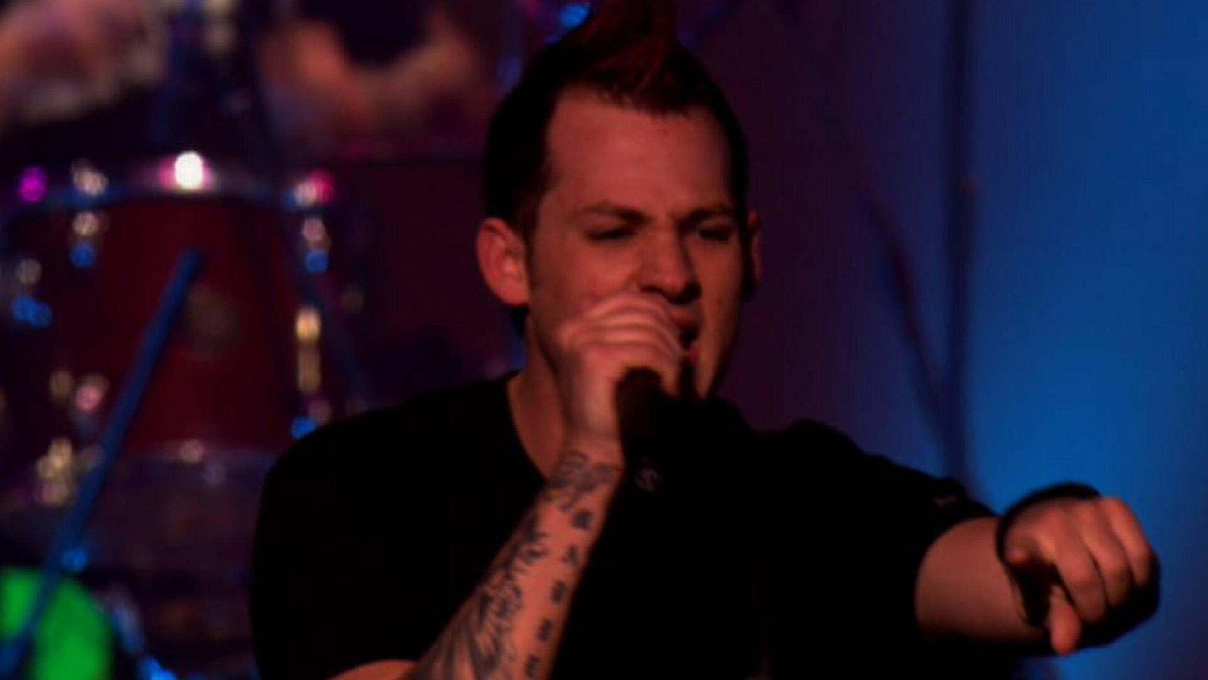 Good Charlotte - Live at Brixton Academy 2004 movie scene