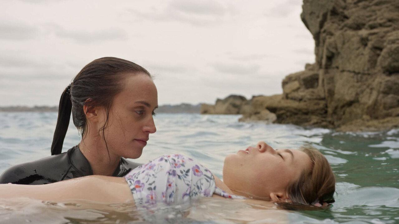 Girls Feels: Into the Blue 2022 movie scene