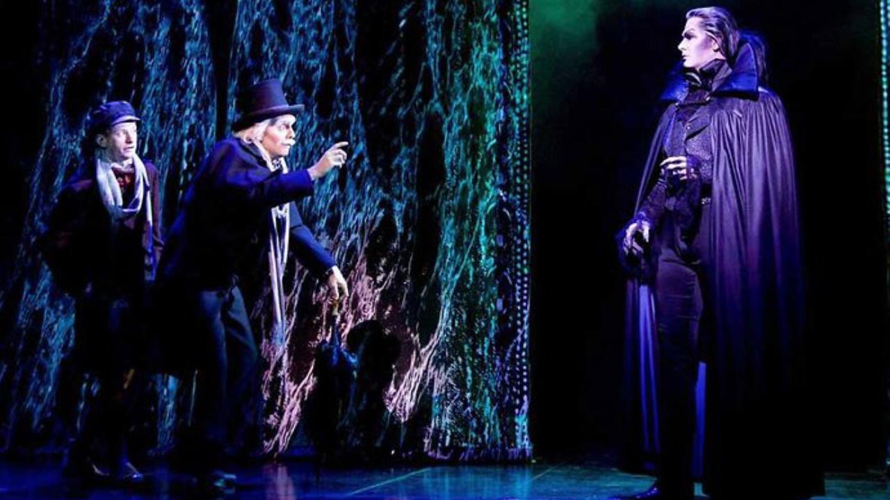 Dance of the Vampires: The Musical 2005 movie scene