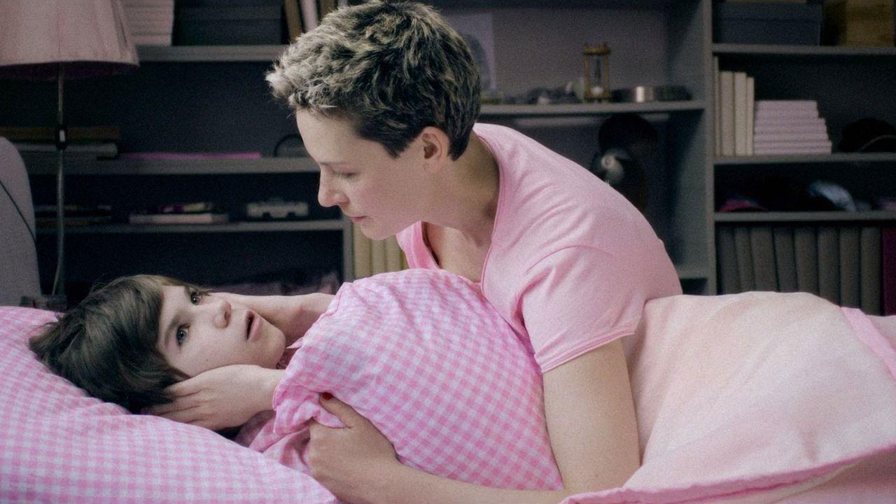 Baby Bump 2015 movie scene