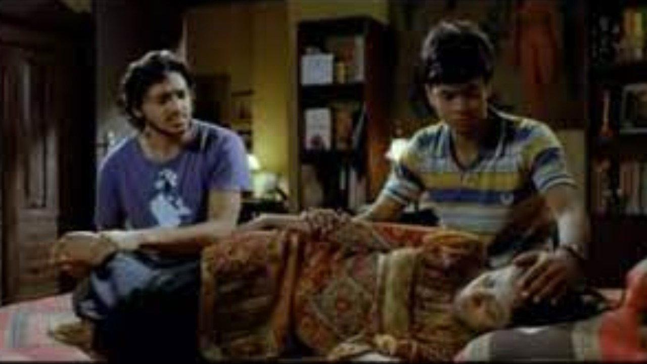 3 On a Bed 2012 movie scene