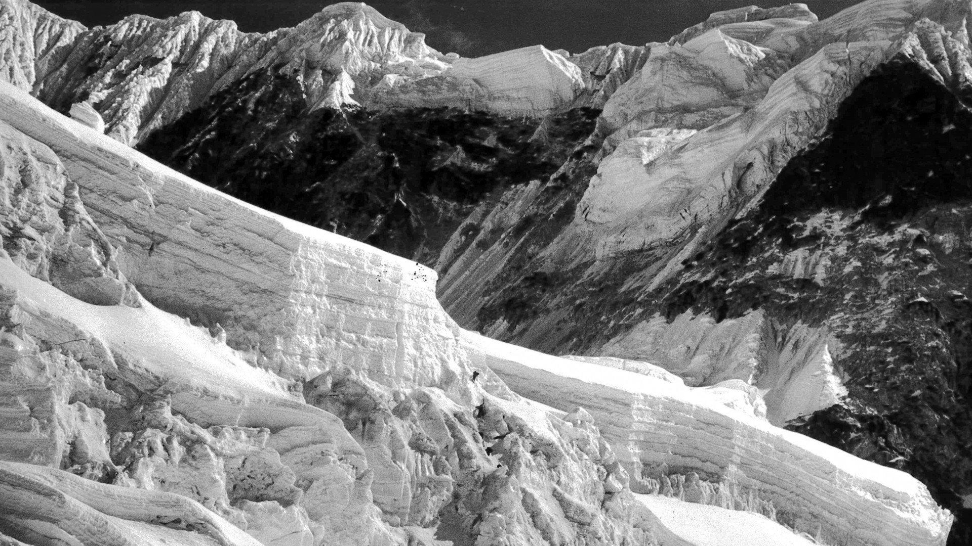 Victories on the Himalayas 1960 movie scene