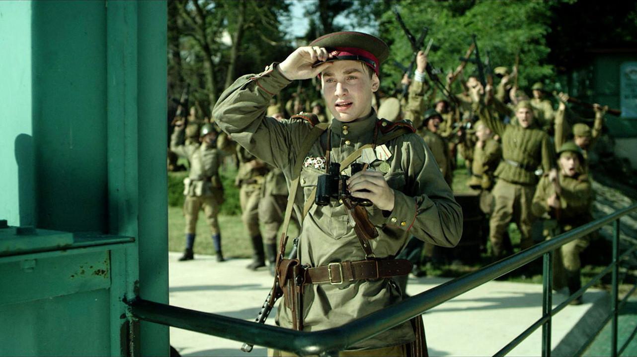 Back in the 1945th... Meetings on the Elbe 2015 movie scene