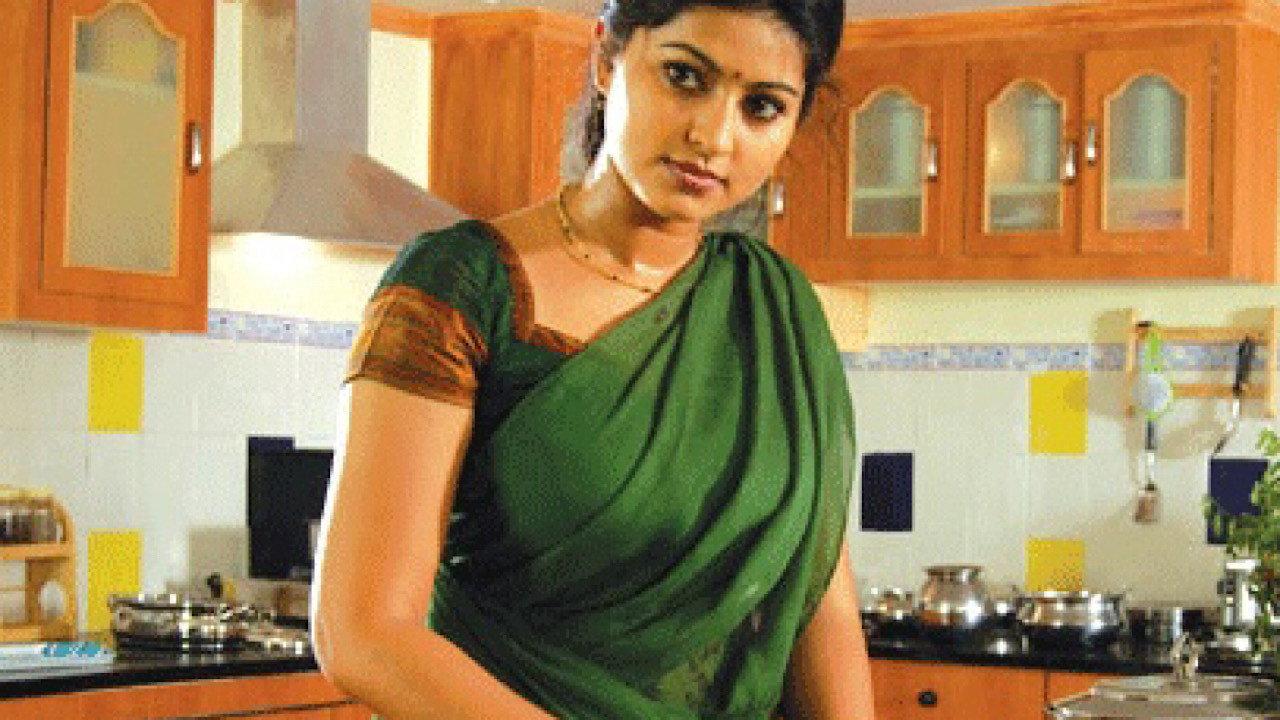Manasu Palike Mouna Raagam 2006 movie scene