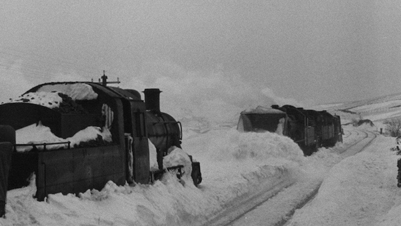 Snowdrift at Bleath Gill 1955 movie scene