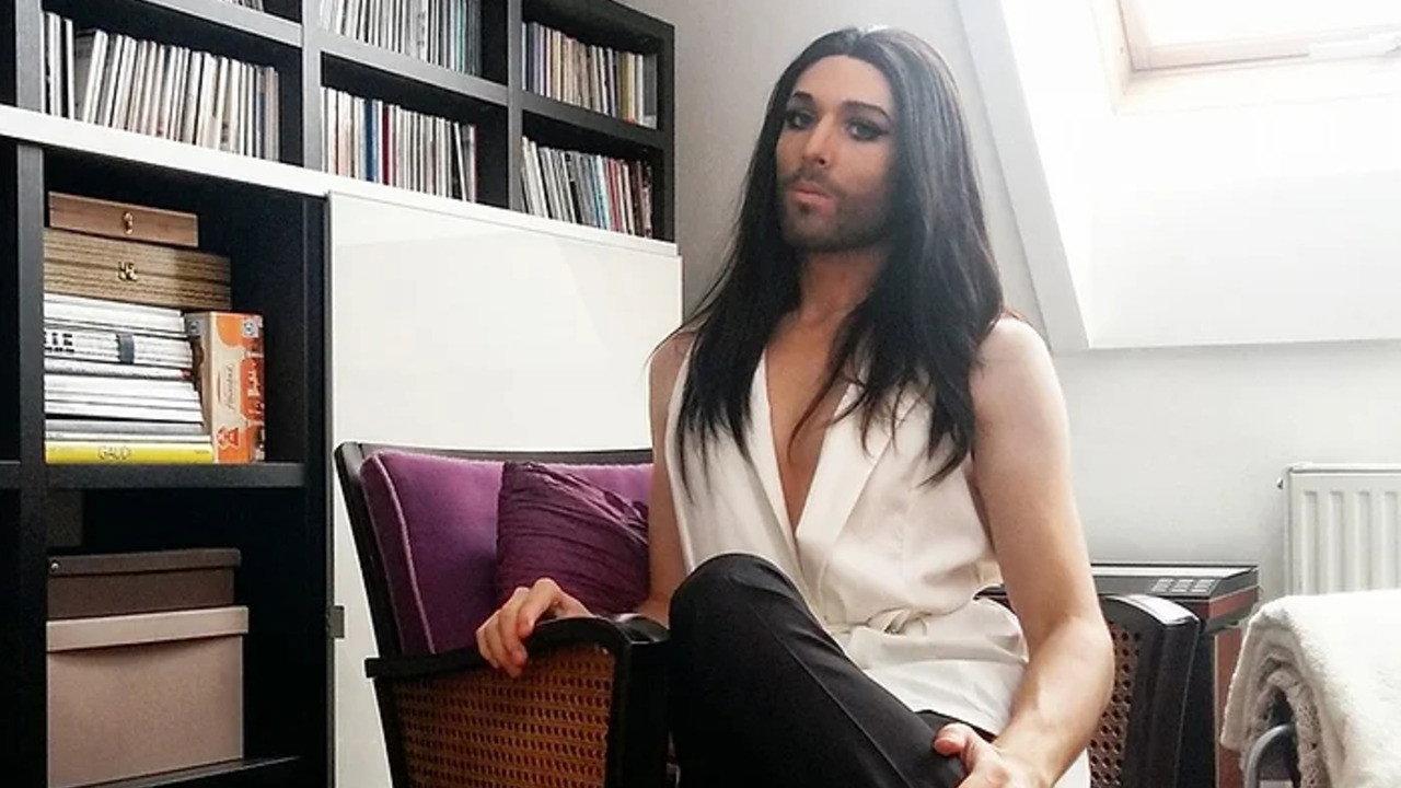 Boylesque 2015 movie scene