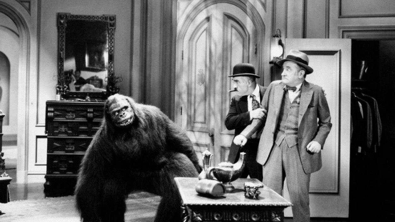 The Gorilla 1927 movie scene