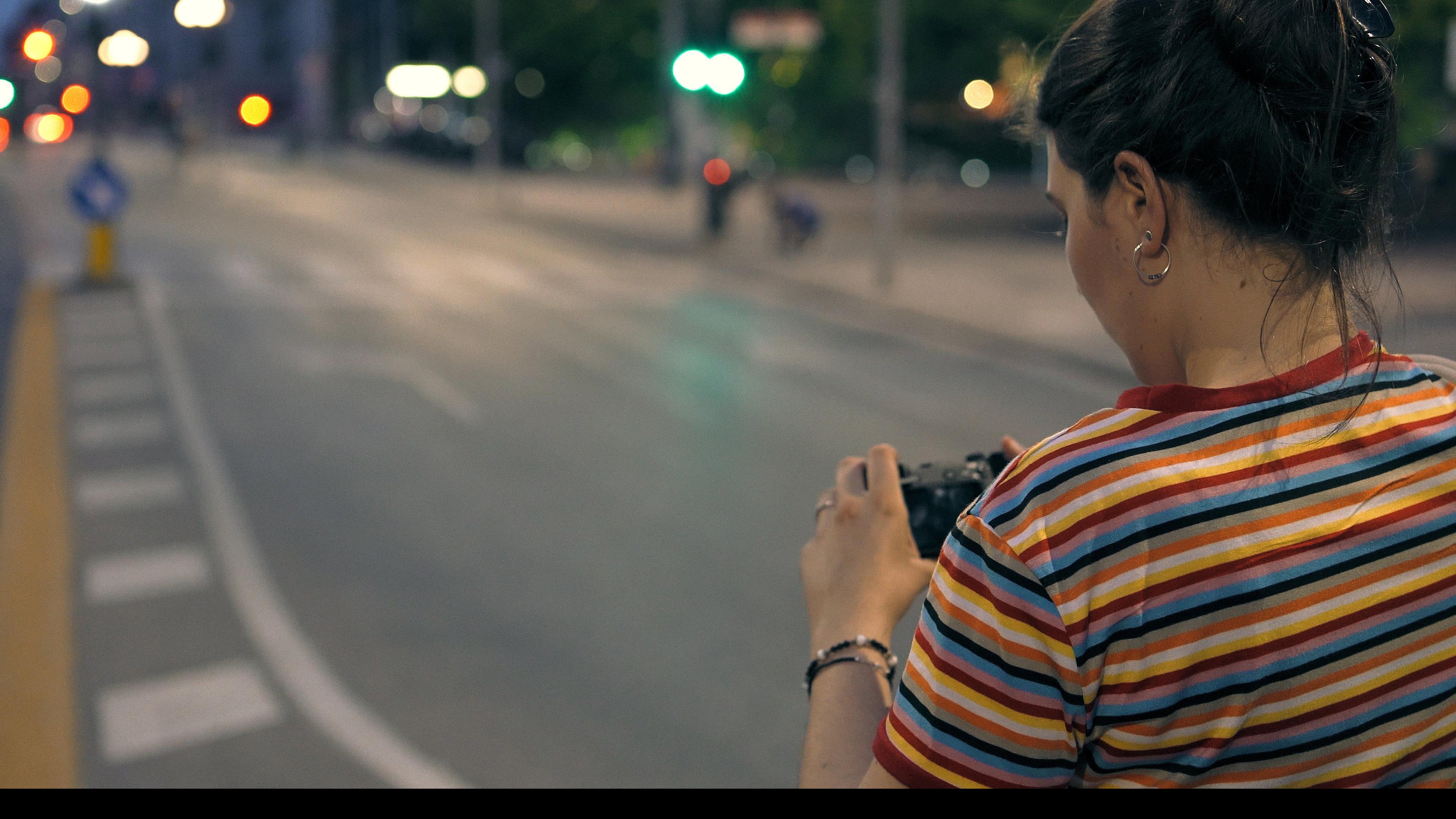 Mirrorless 2021 movie scene