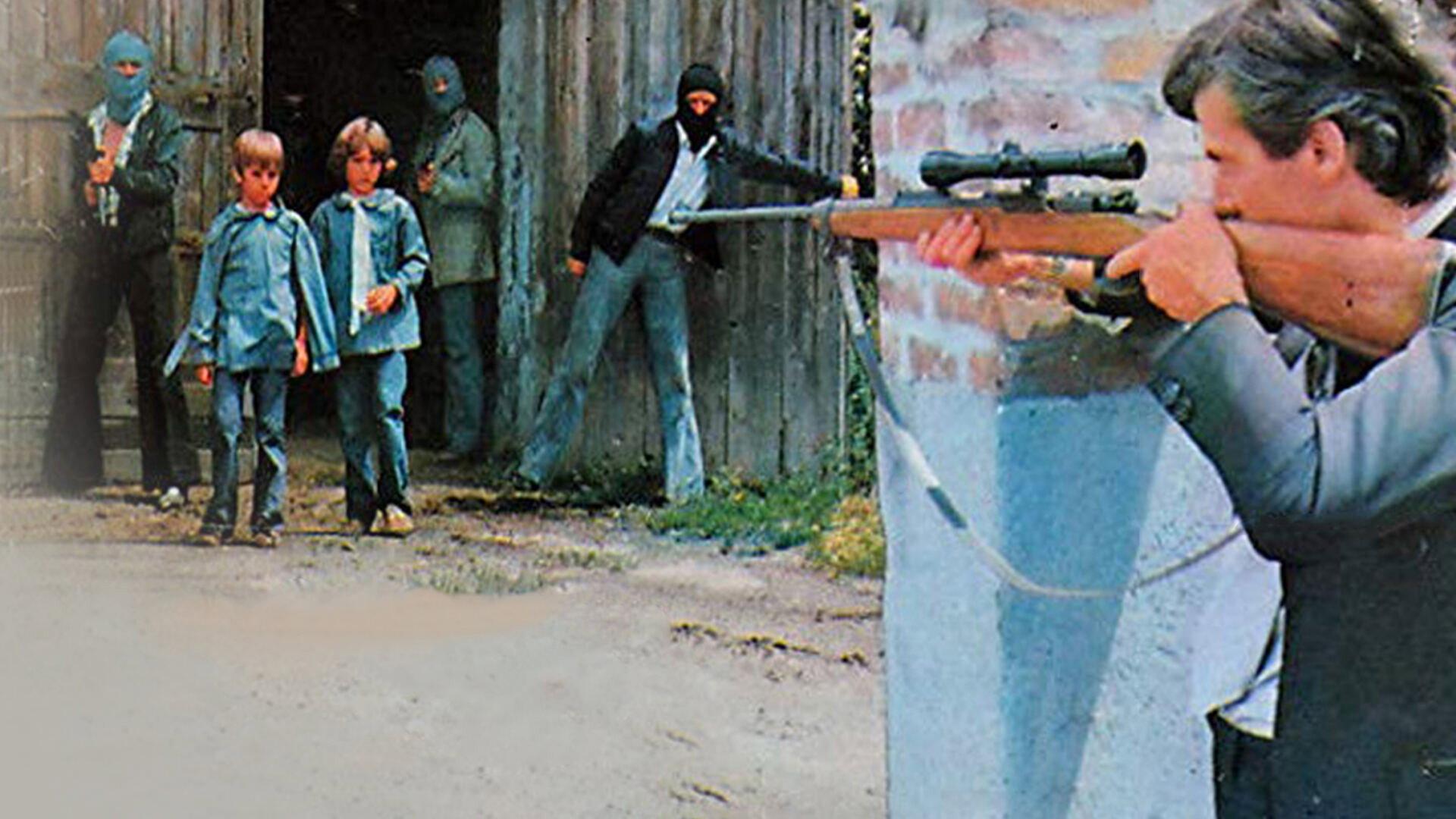 A Special Cop in Action 1976 movie scene