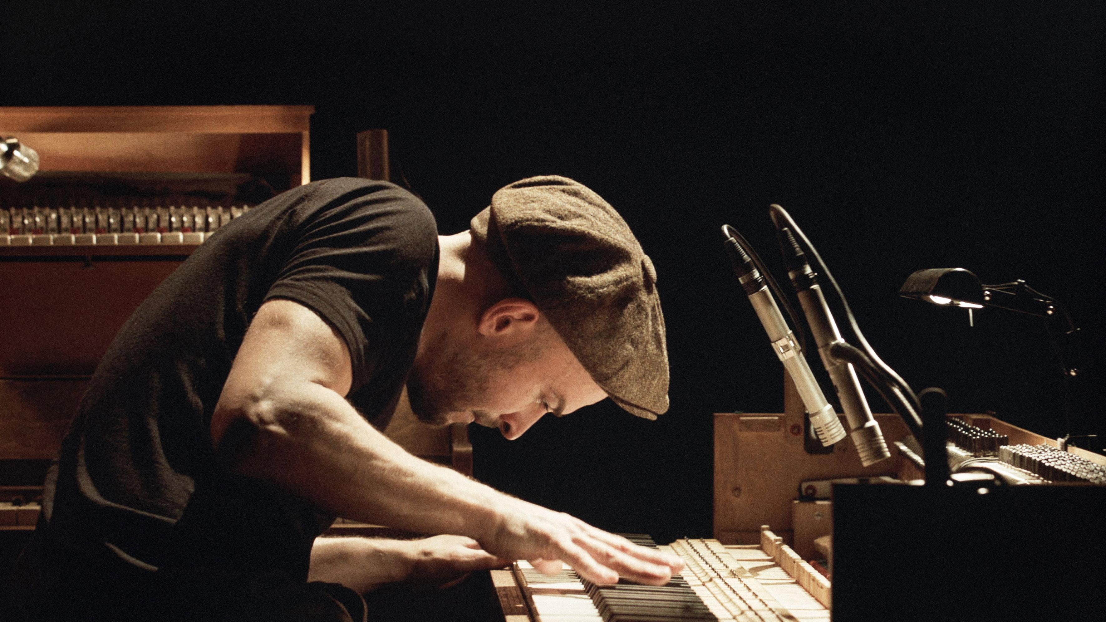 Tripping with Nils Frahm 2020 movie scene