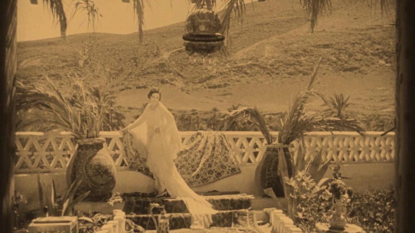 Mother Hummingbird 1929 movie scene
