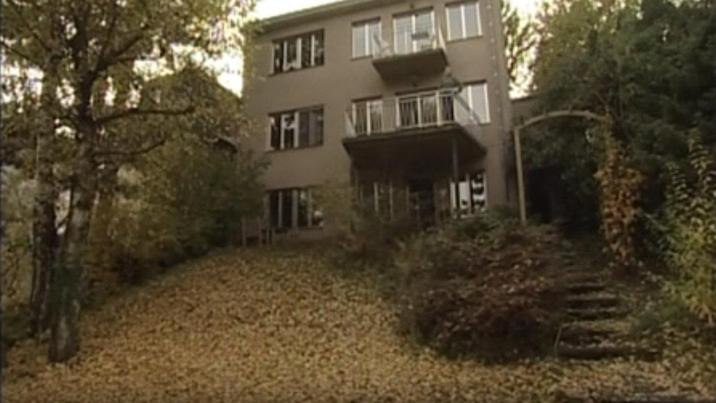 Elfriede Jelinek: Nobel Prize Lecture 2004 movie scene