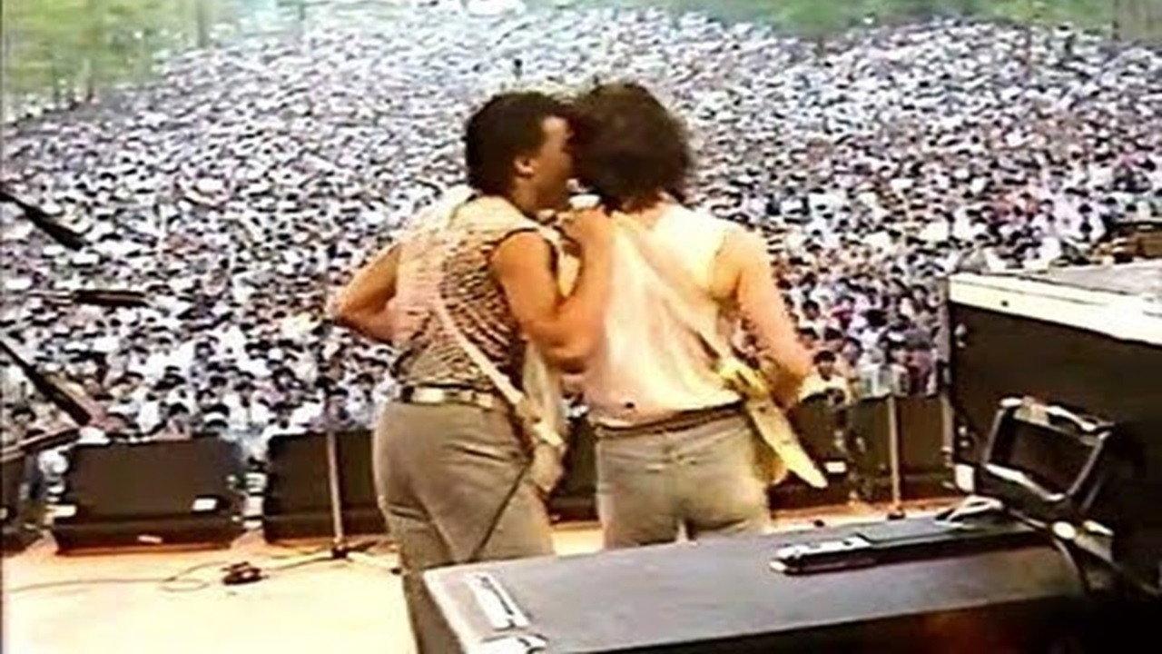 Jeff Beck, Carlos Santana & Steve Lukather Live In Japan  movie scene