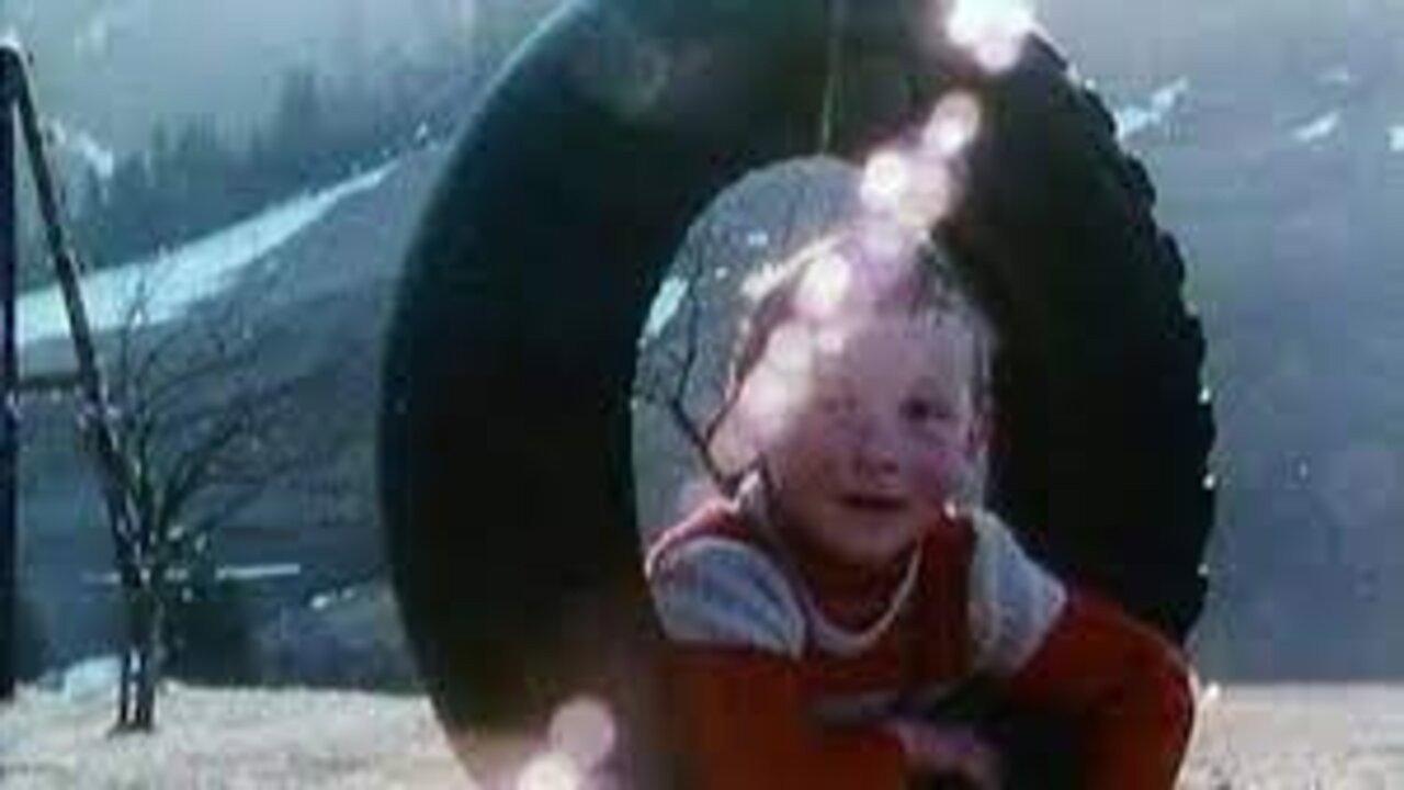 Heaven and Earth 1983 movie scene