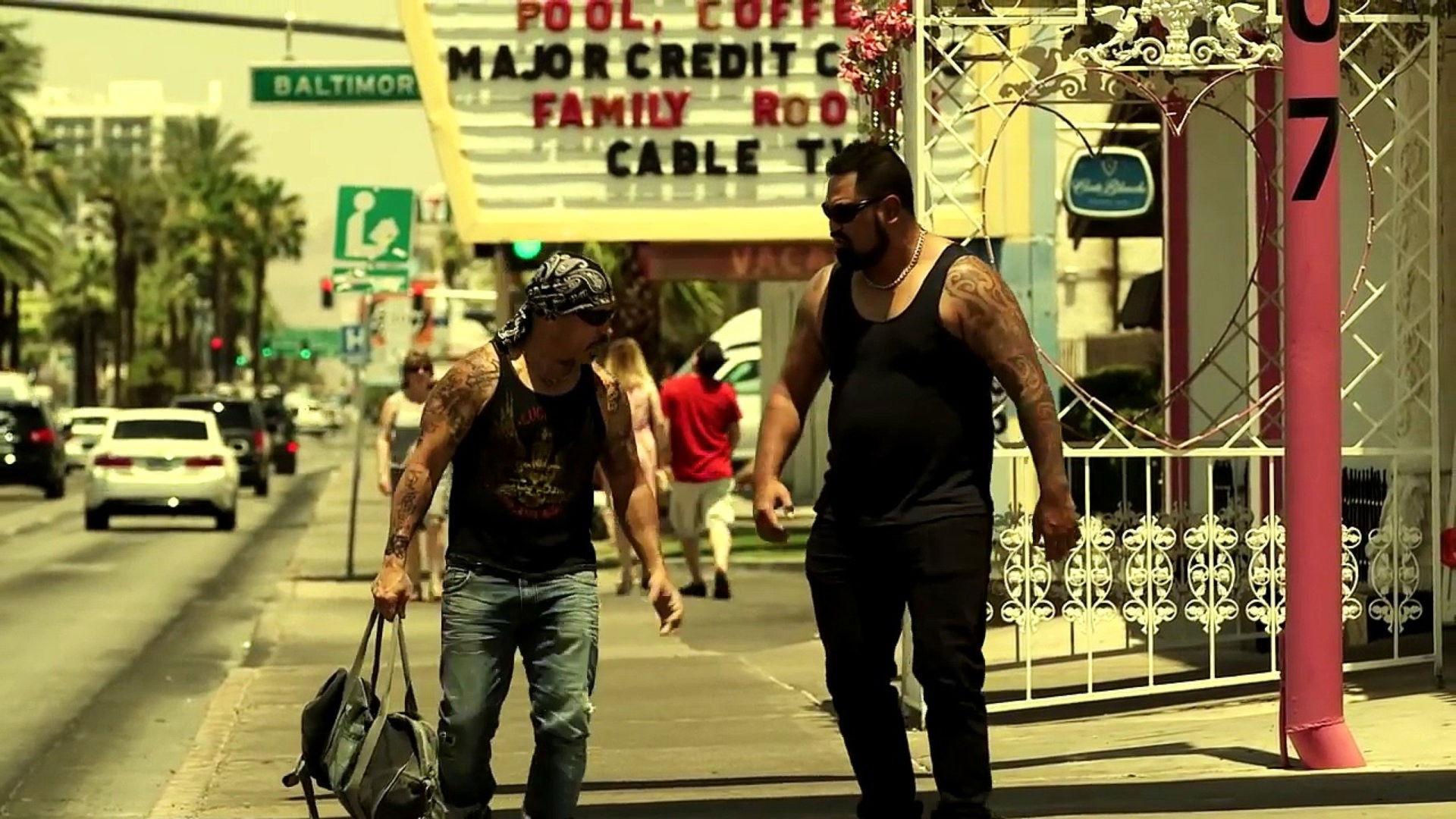 Dumb Criminals: The Movie 2015 movie scene