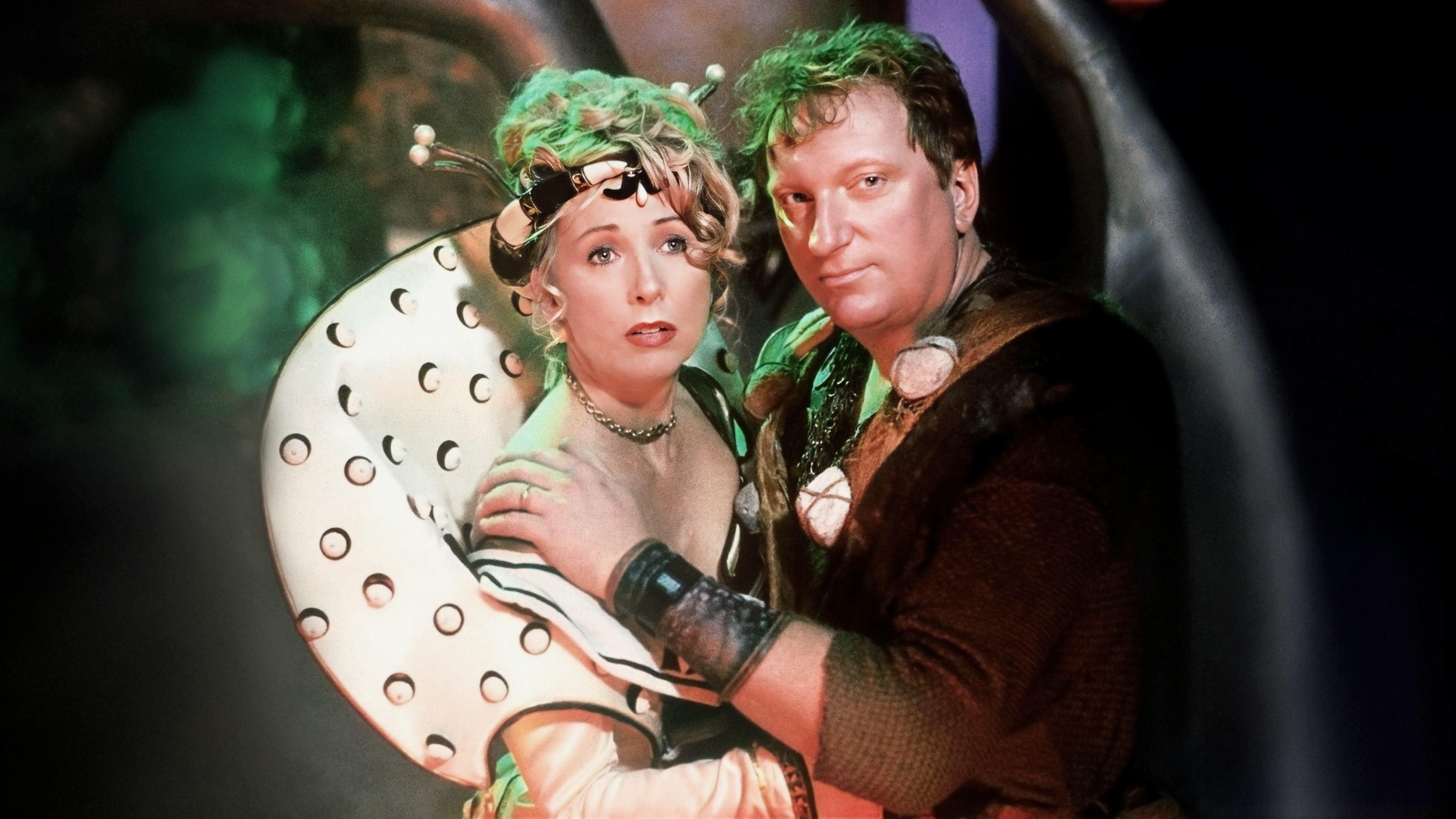 Mom and Dad Save the World 1992 movie scene