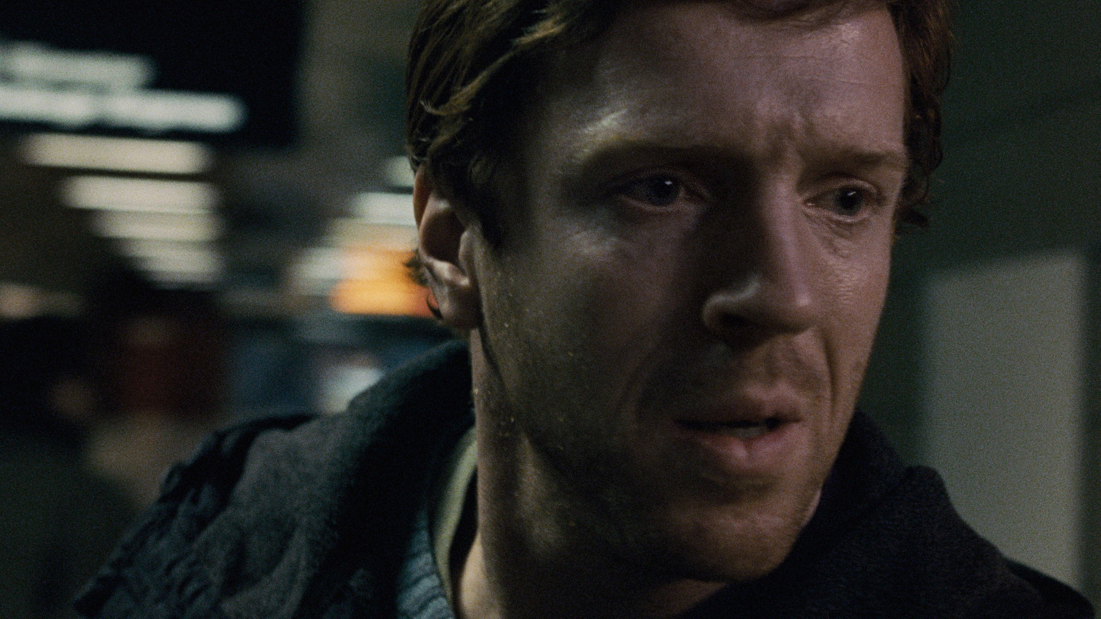 Keane 2004 movie scene